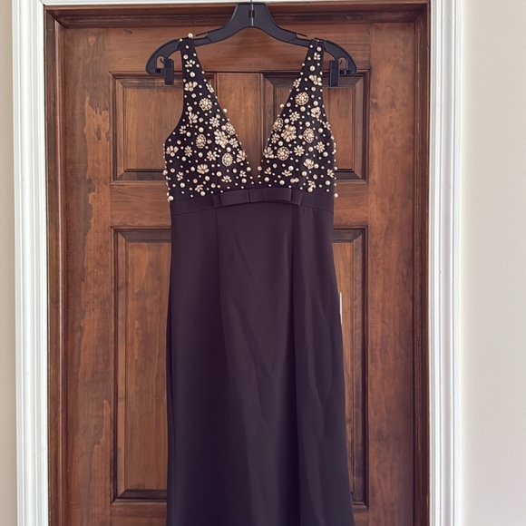 MAC DUGGAL Black Crepe Sleeveless Beaded Crystal Pearls V Neck Gown Bow NWT $458 - Picture 7 of 15